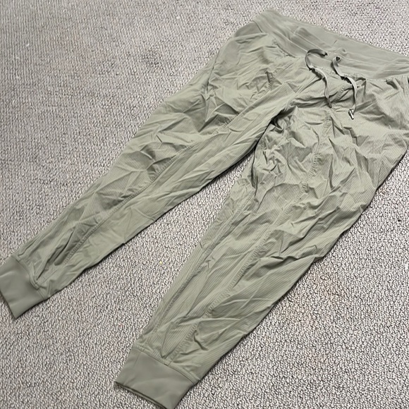lululemon athletica Pants - lululemon dance studio jogger 16